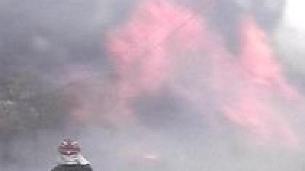 incendiu provocat pentru un exercitiu al pompierilor la un pas de a scapa de sub control video