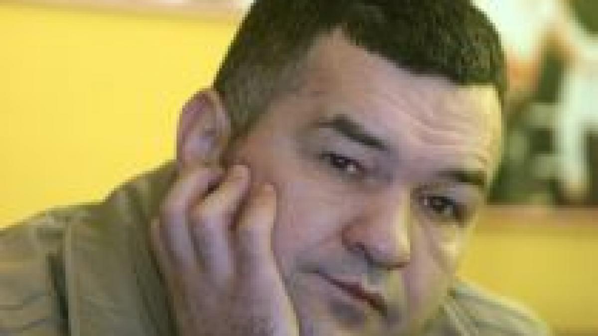 leonard doroftei isi va face scoala de box