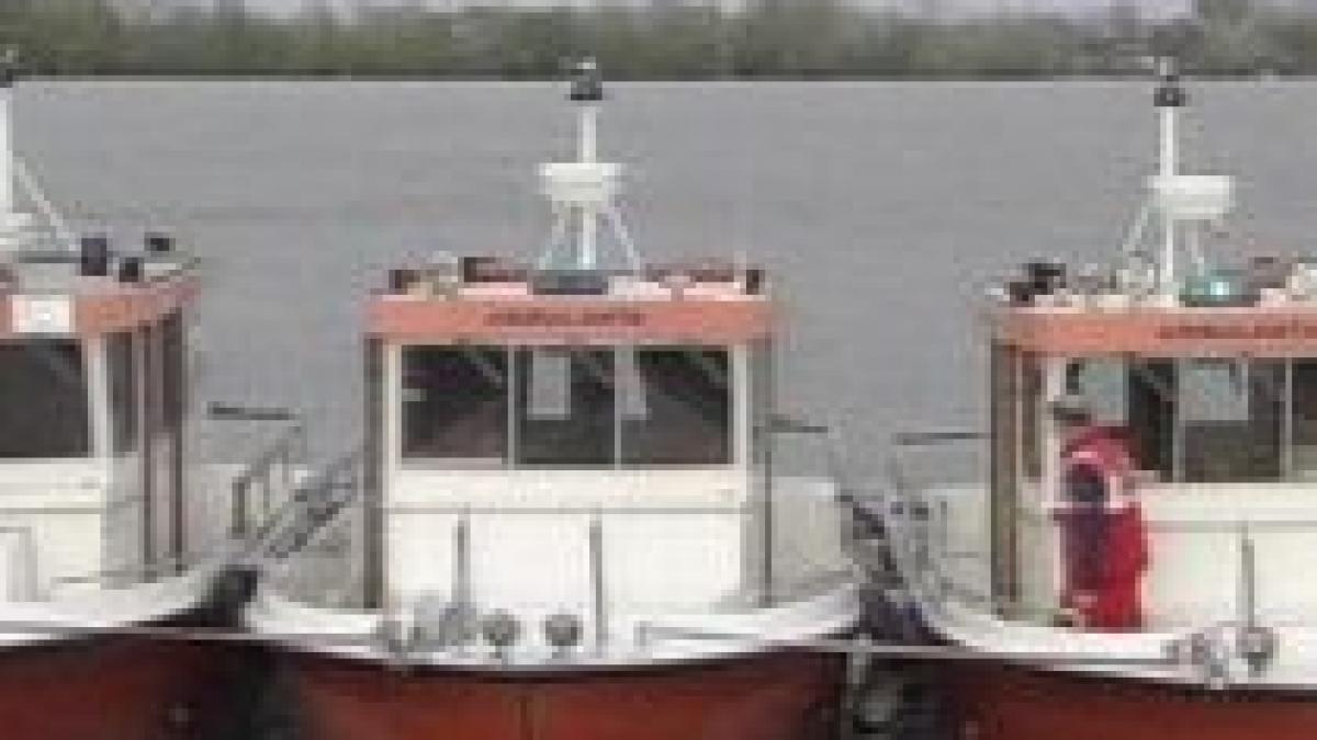 accident in delta doi tineri au murit dupa ce o salupa s a lovit de o barca