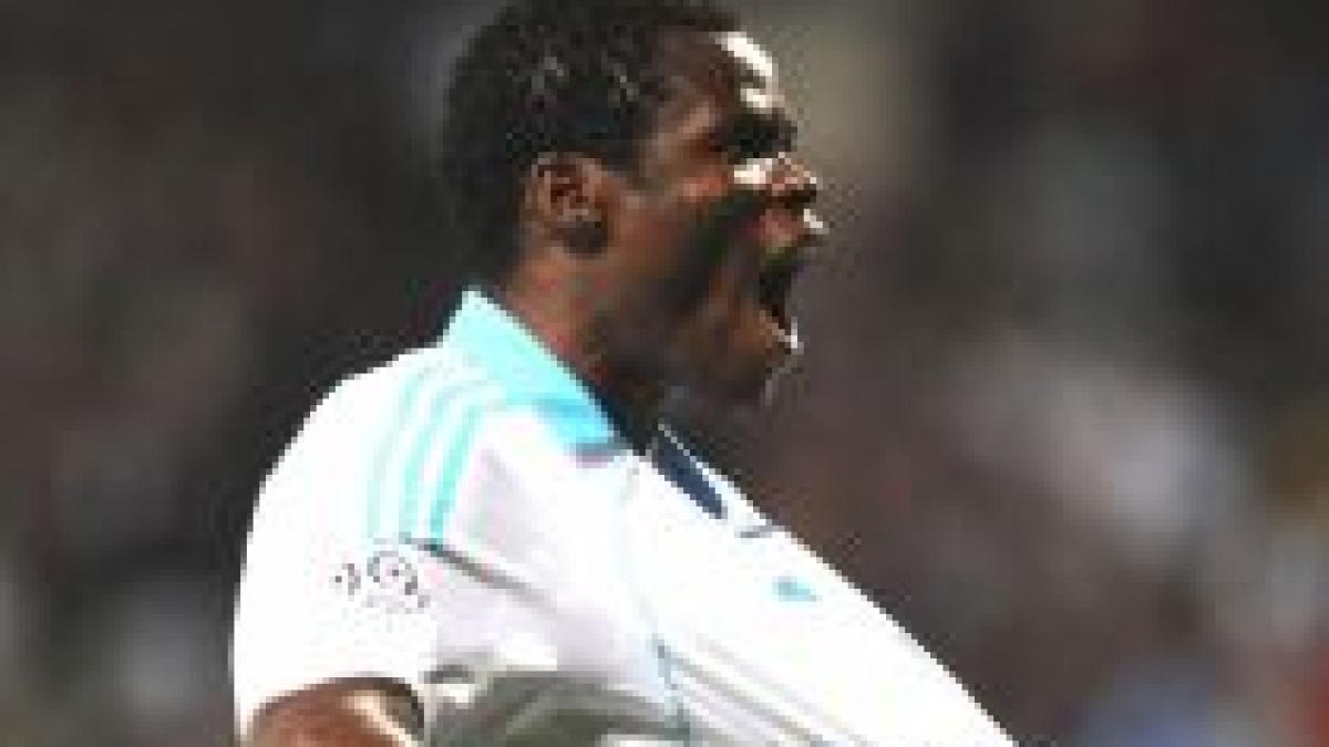 campioana lyon se impiedica si marseille trece pe primul loc in ligue 1 dupa 4 1 cu grenoble video