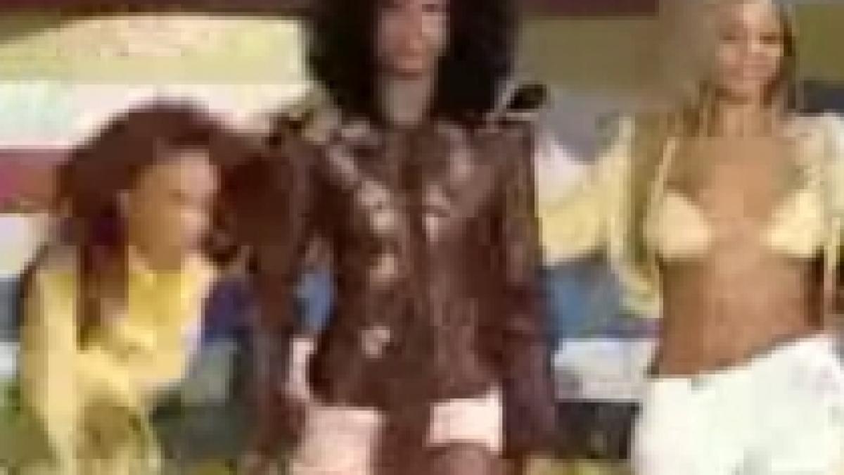 cele mai amuzante cazaturi ale vedetelor internationale video