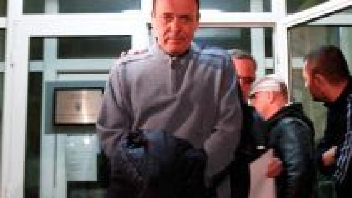 constantin e dupa gratii si arbitrii credibili sunt rari cine mai deleaga pe cine