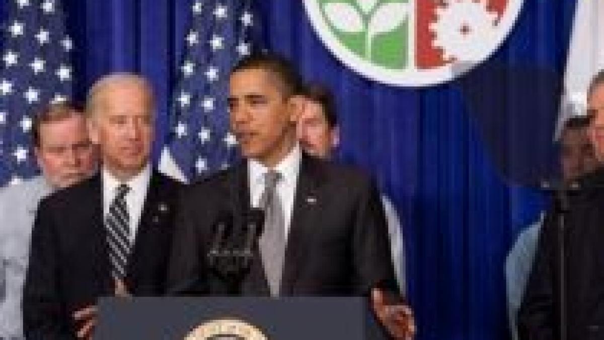 obama promite sa ii opreasca pe piratii somalezi