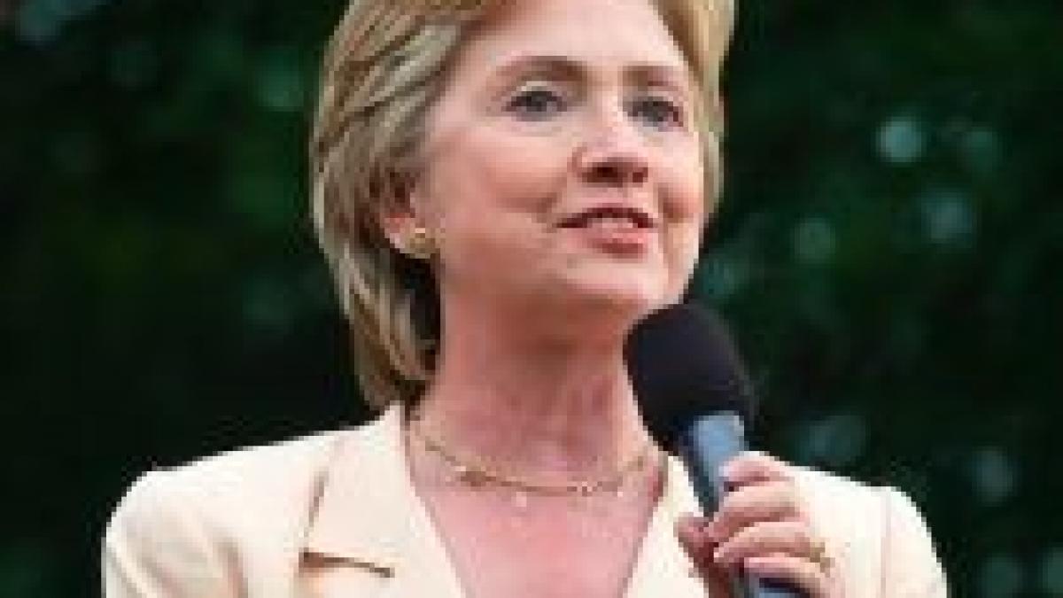 hillary clinton prezinta planul american de combatere a pirateriei maritime