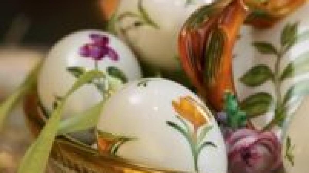 crestinii ortodocsi si greco catolici sarbatoresc noaptea invierii