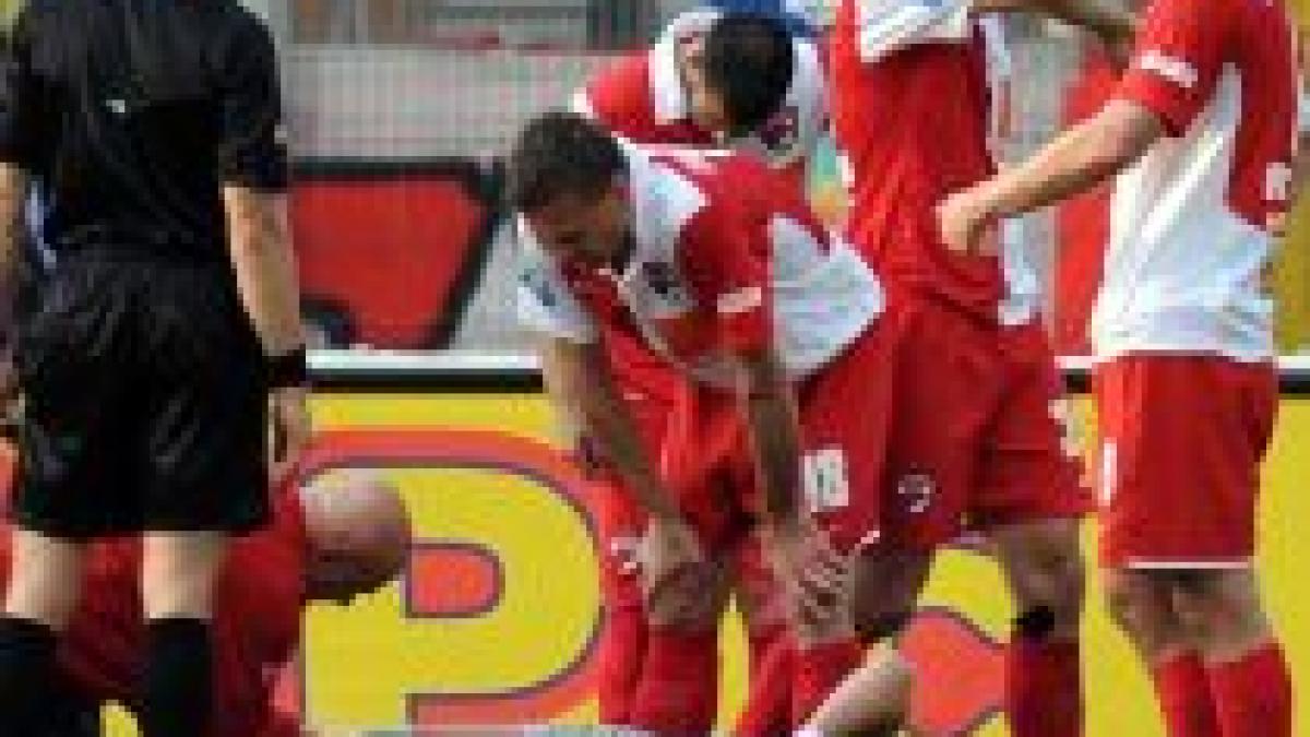 lobont va lipsi 6 luni dupa accidentarea din meciul cu gloria bistrita video