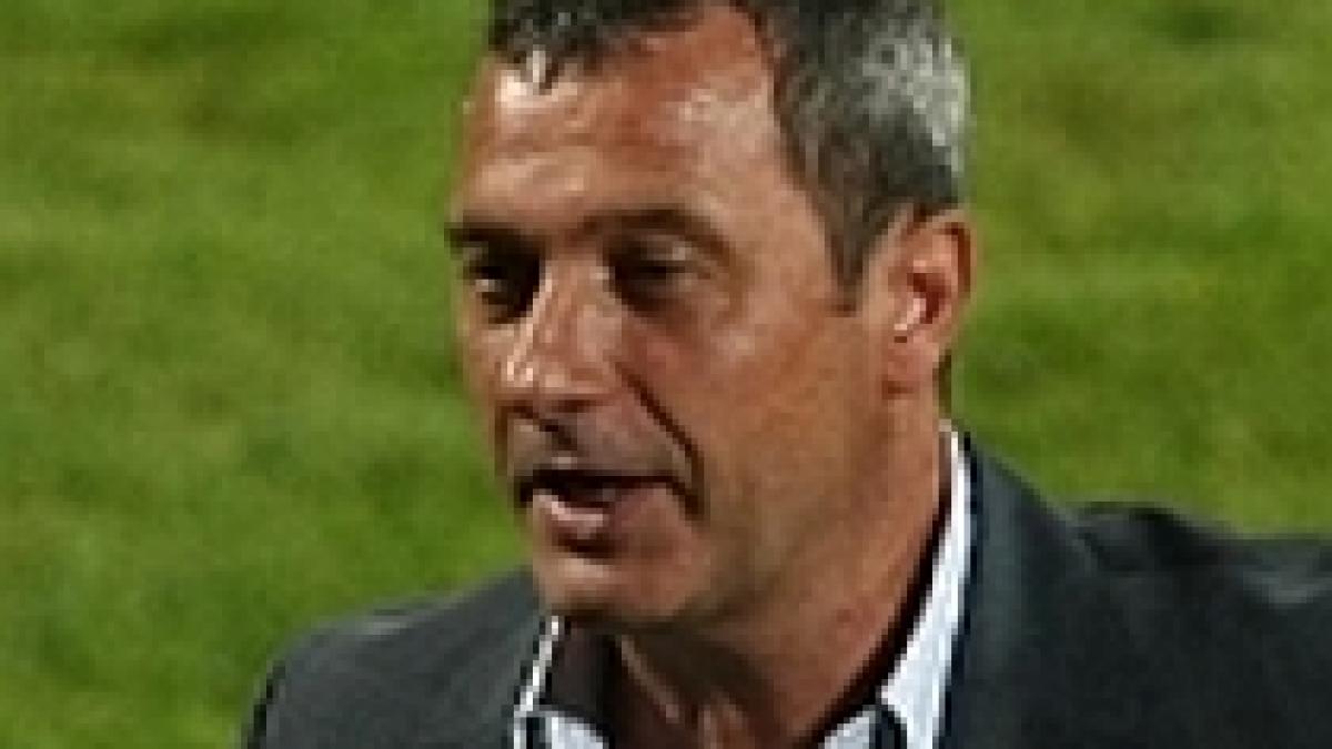 ambitie de campion sau absurditate rednic isi va amenda jucatorii dupa farul dinamo 1 4 video