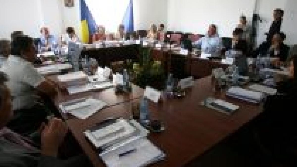 magistratii preseaza guvernul sa primeasca mai multi bani