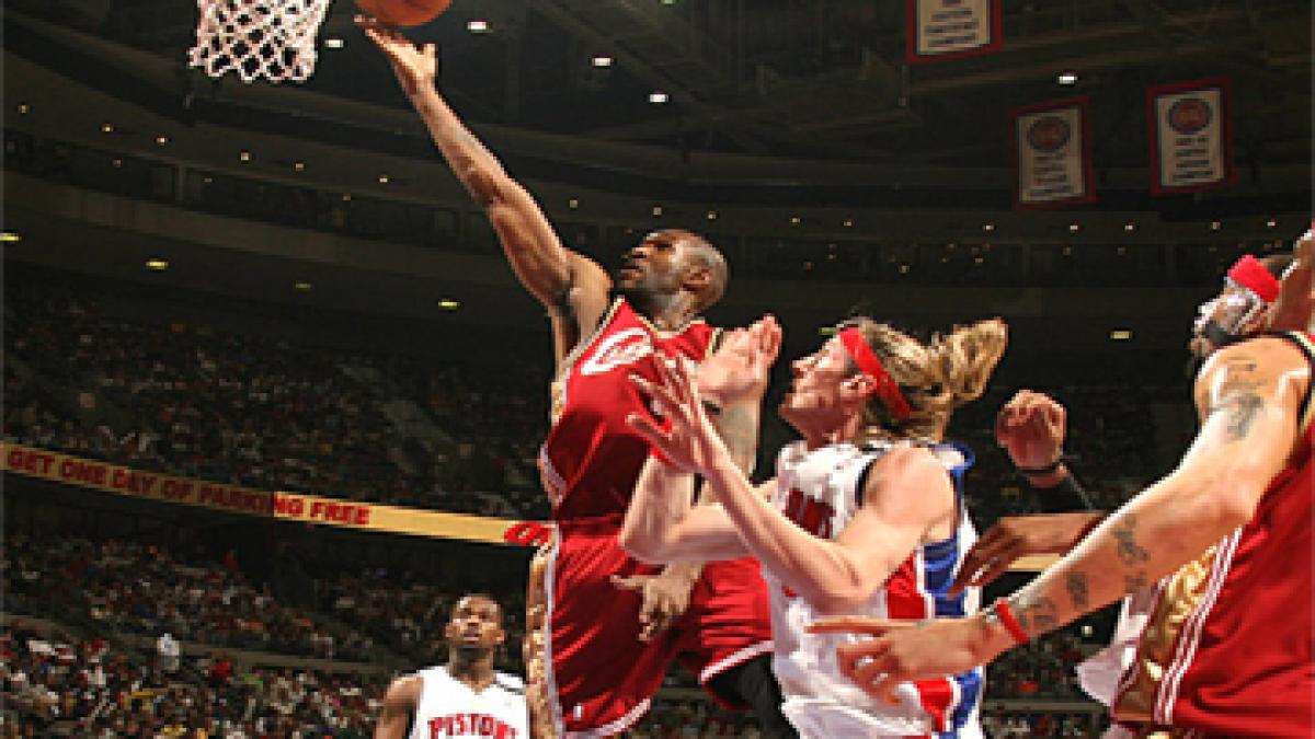 cleveland de neoprit philadelphia si houston conduc in seriile lor video