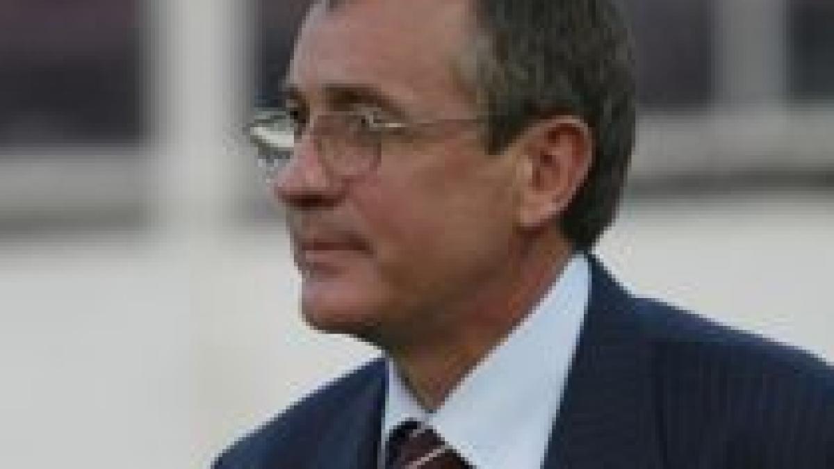 aron huzu este noul sef al arbitrilor el va conduce cca ajutat de sebastian lazarescu