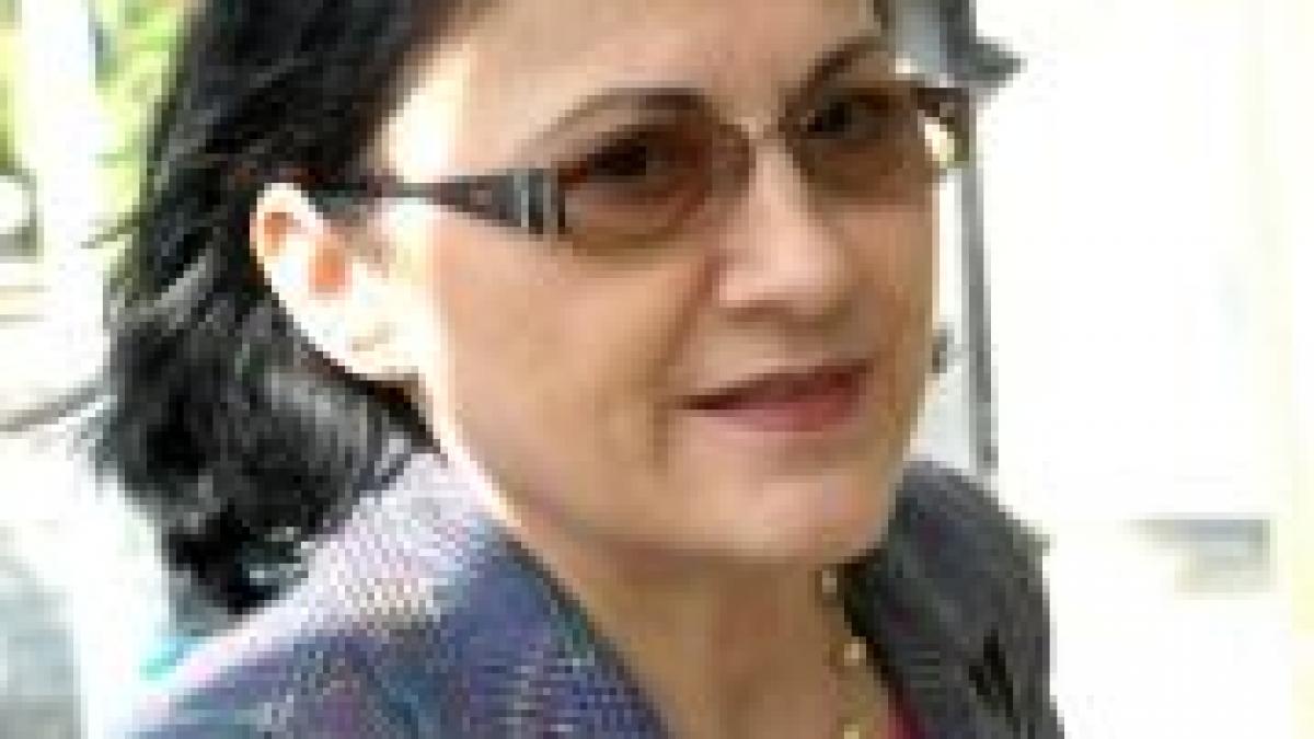 panica in educatie fondul de salarii aferent ultimelor trei luni ale anului nul video