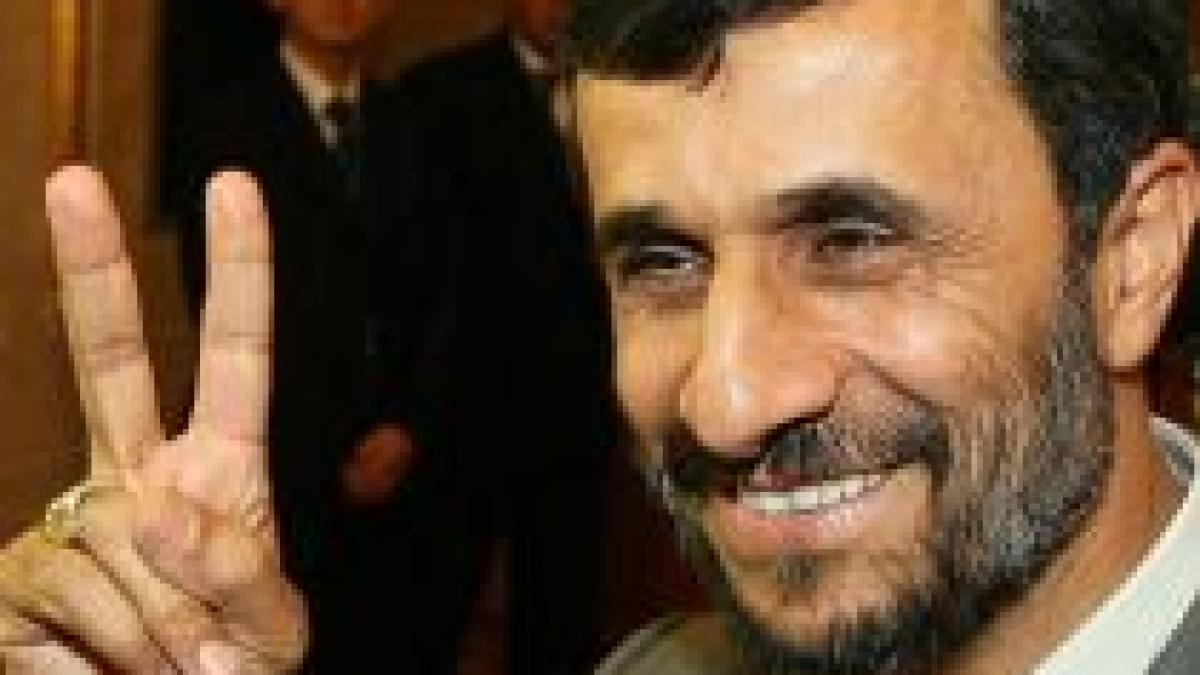 yes we can varianta iraniana ahmadinejad a copiat sologanul lui obama pentru campania electorala