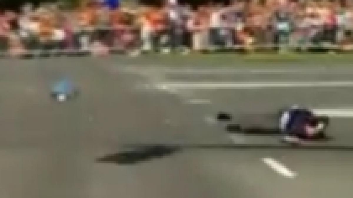 olanda patru morti si 13 raniti dupa ce o masina a izbit multimea in timpul unei parade video