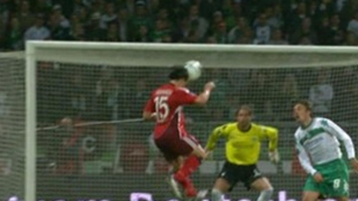 piticul trochowski inscrie cu capul si aduce victoria lui hamburg in meciul cu werder bremen video