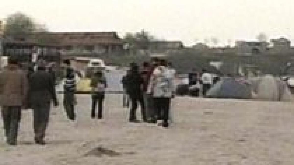 vama veche asaltata de turisti 6 000 de oameni asteptati sa ajunga