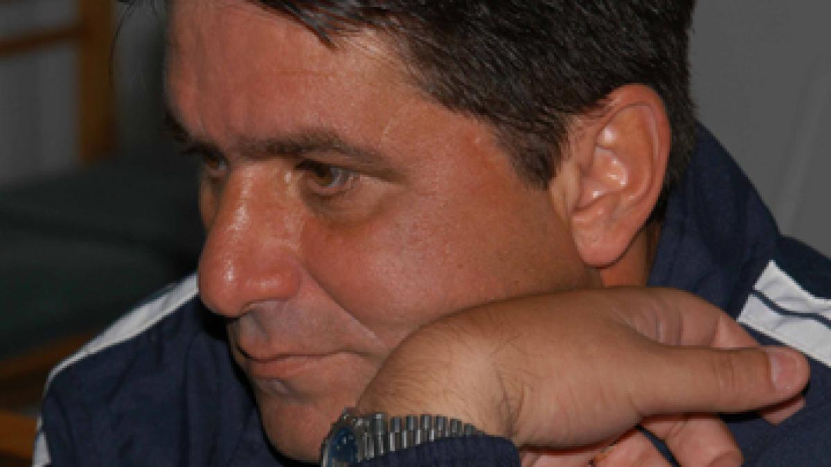 lacatus pe faras gigi becali nu mai suporta jocul echipei video