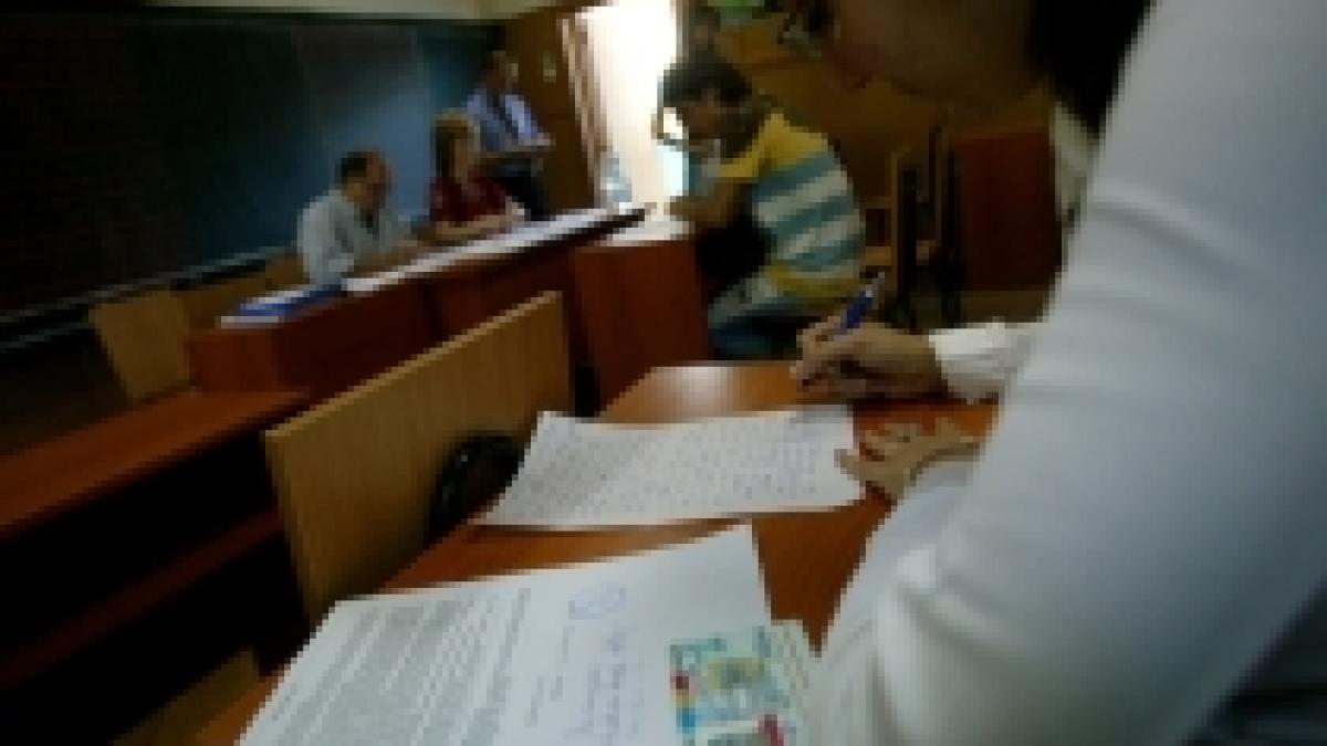 Elev ajuns la capătul răbdării: "Profesorii sunt Dumnezeu!". Pe tine cum te afectează greva?