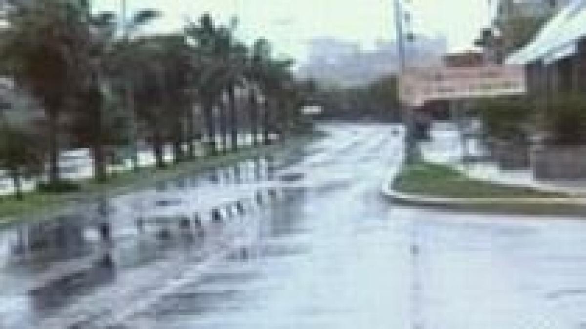 filipine 22 de morti si mii de case distruse in urma unei puternice furtuni tropicale