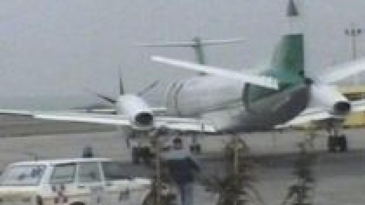 un avion s a intors pe aeroportul din timisoara din cauza unei avarii pasagerii sunt in siguranta