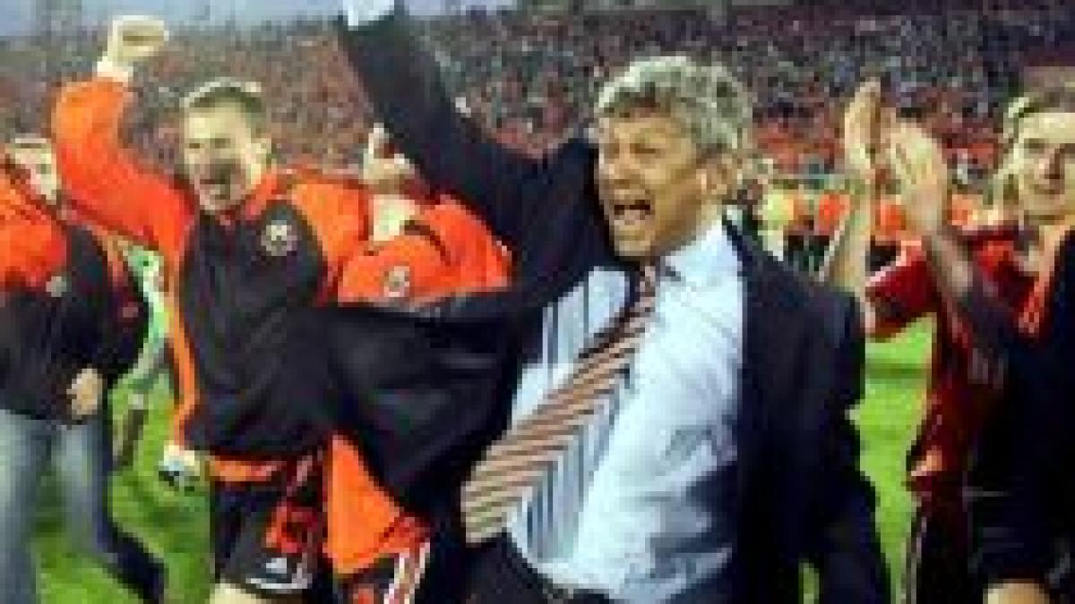lucescu si rat calificati in finala cupei uefa in minutul 89 sahtior donetk dinamo kiev 2 1 video
