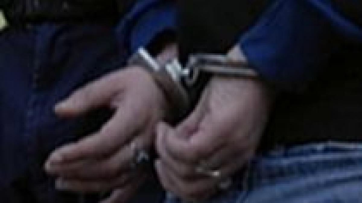 cinci traficanti de droguri printre care un argentinian prinsi in bucuresti