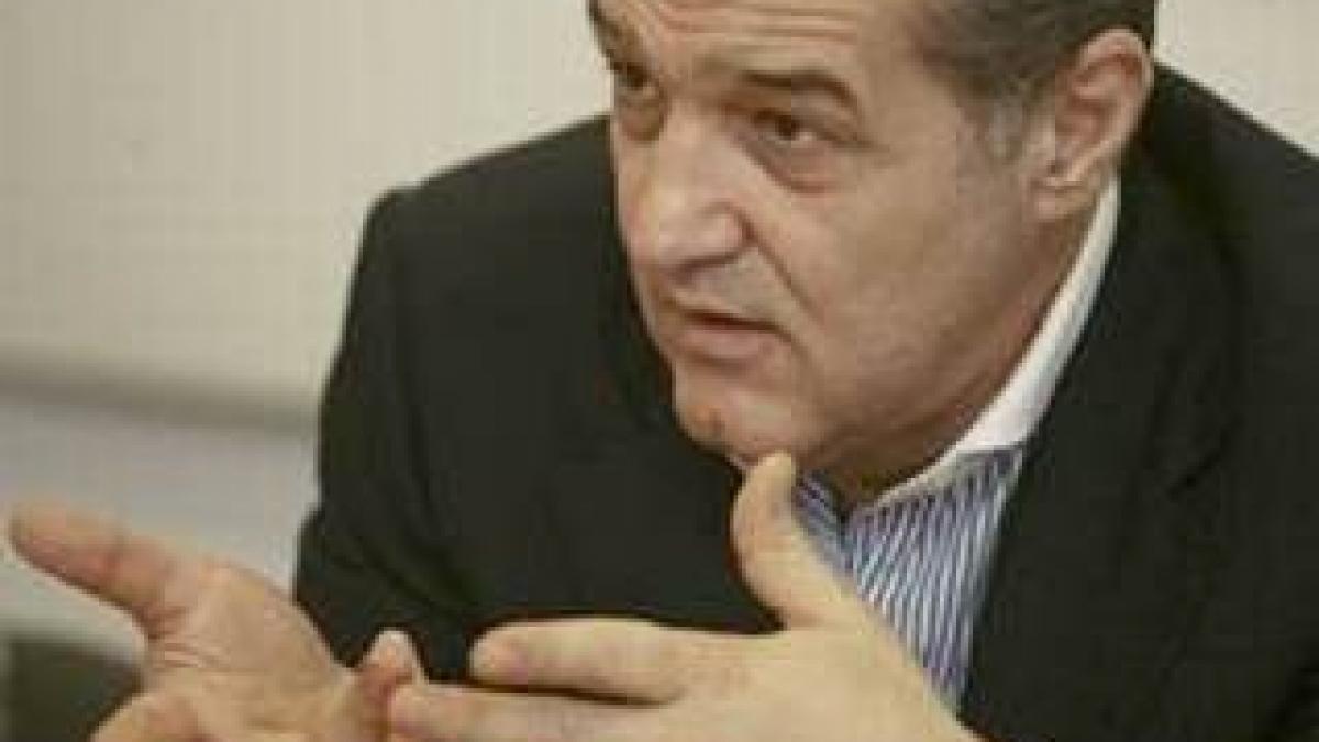 gigi becali dinamo a venit cu autobaza in ghencea unirea va lua titlul video