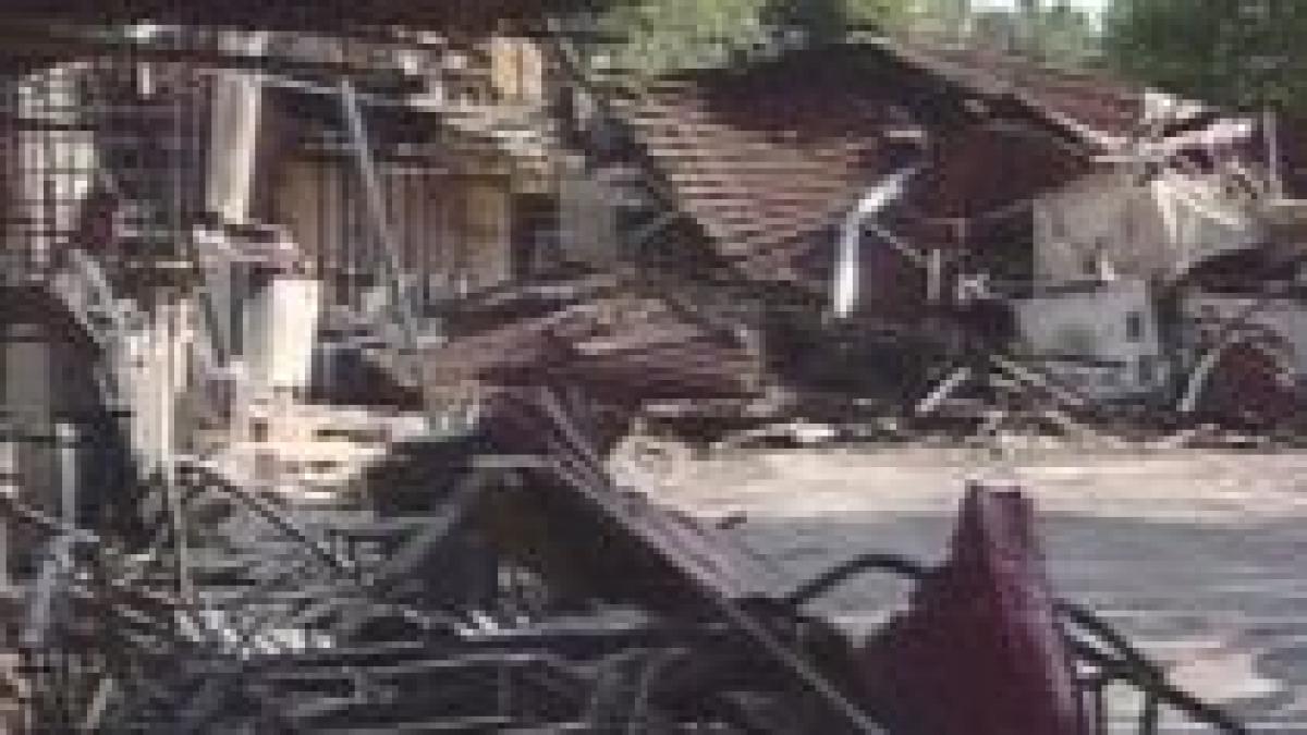 bucuresti tarabele si halele din piata sudului au fost demolate