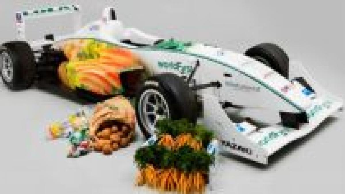 masina de curse construita din vegetale si pusa in miscare cu ciocolata video