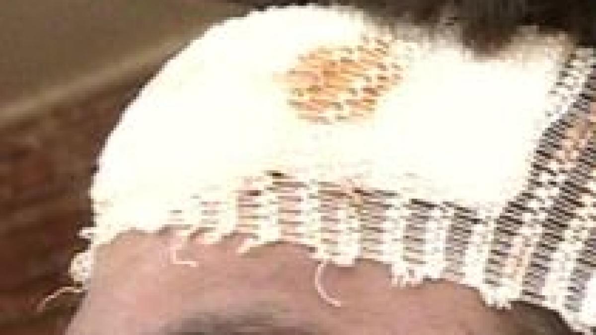 zece barbati s au luat la bataie intr o discoteca din cornesti video