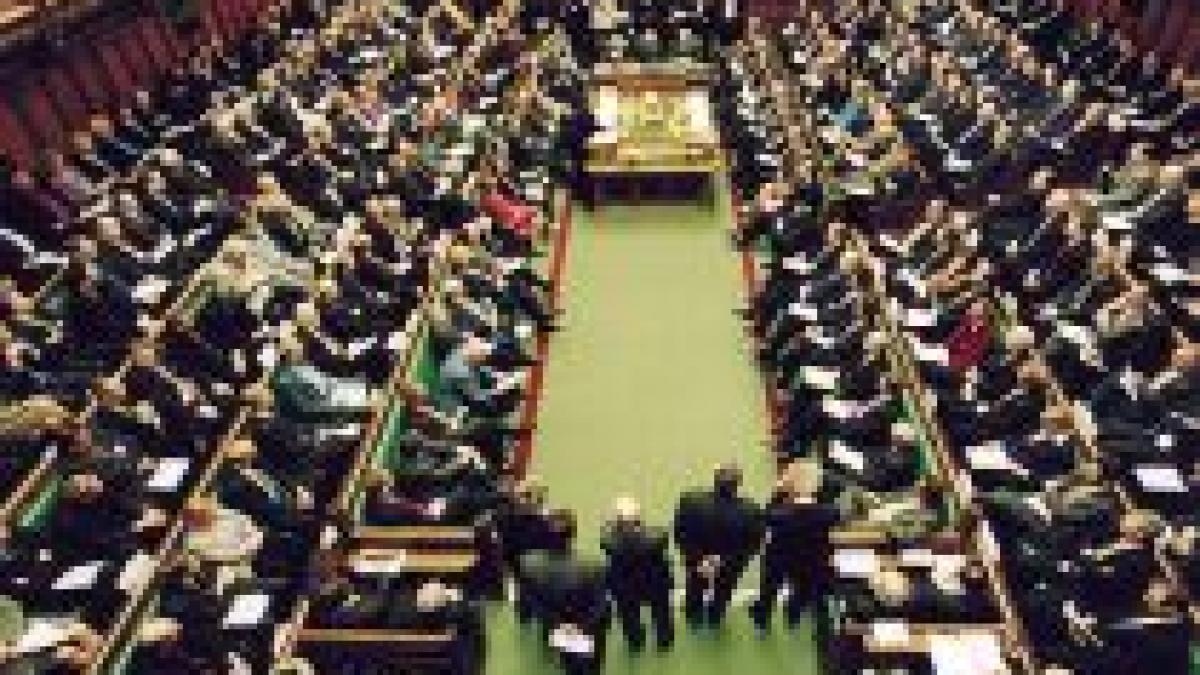 gordon brown a cerut scuze partidelor pentru scandalul decontarilor nejustificate din parlament