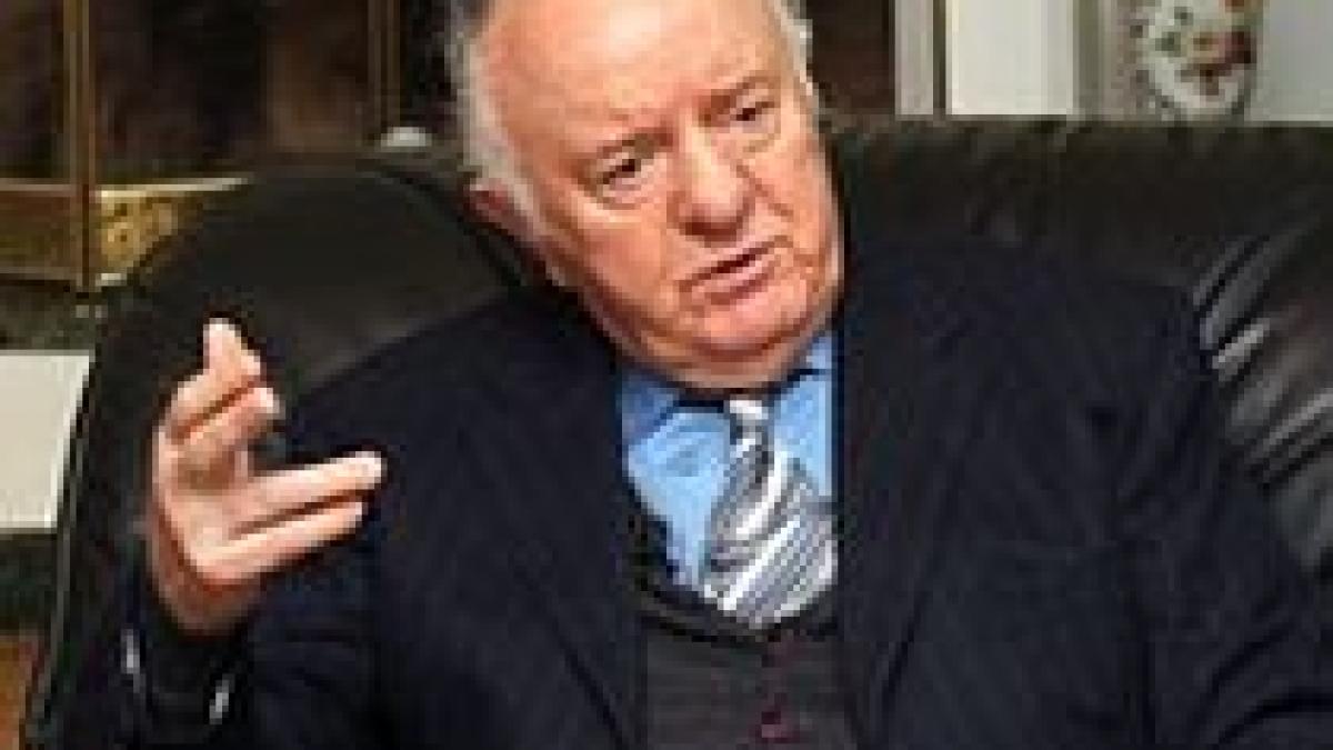 sevardnadze ii cere lui saakasvili sa demisioneze