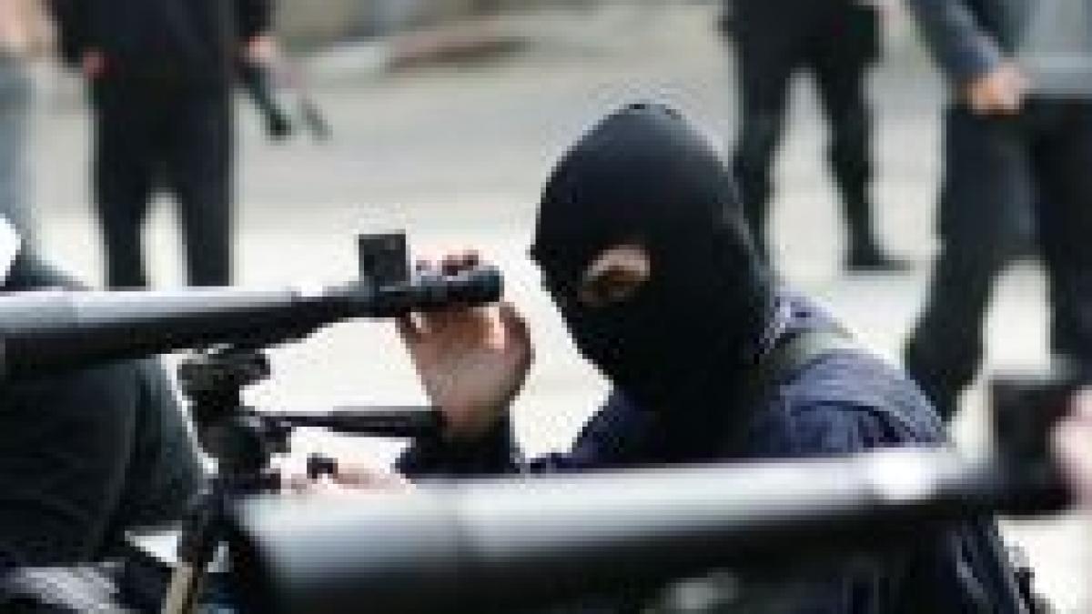 luptatorii acvila au decontat pe bani publici prezervative si tratamente corporale