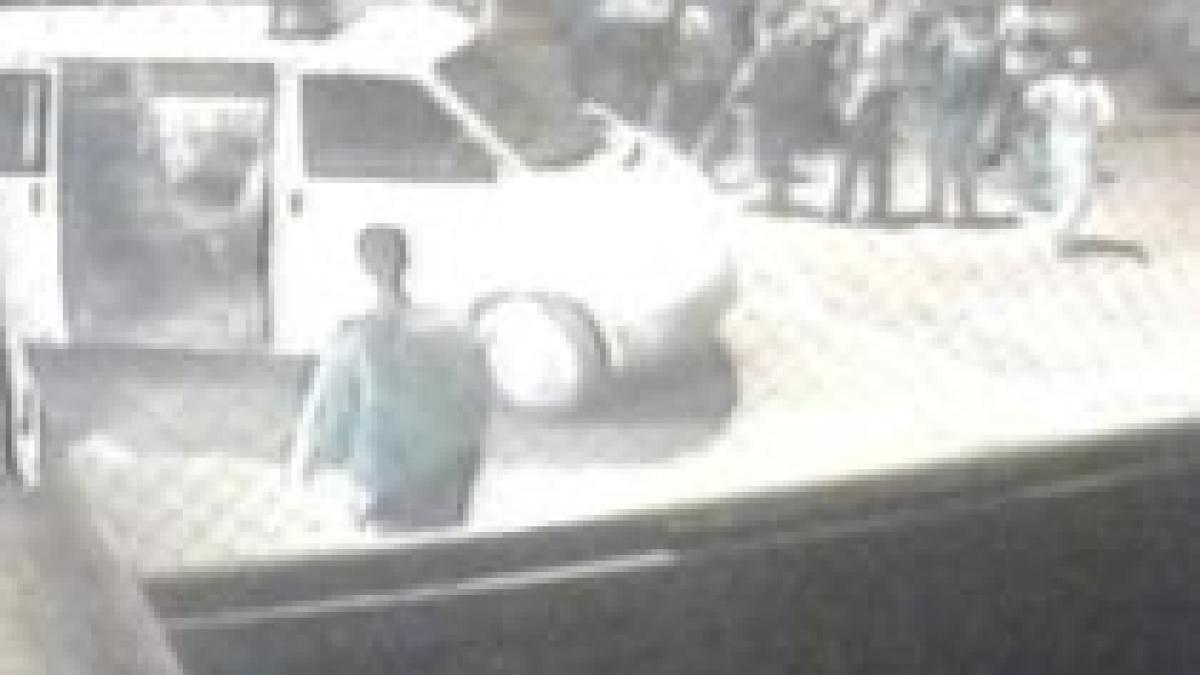 bataie cu pietre si sabii intre doua clanuri constantene de romi