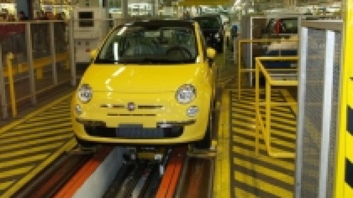 italia mii de angajati ai uzinei fiat au protestat la torino