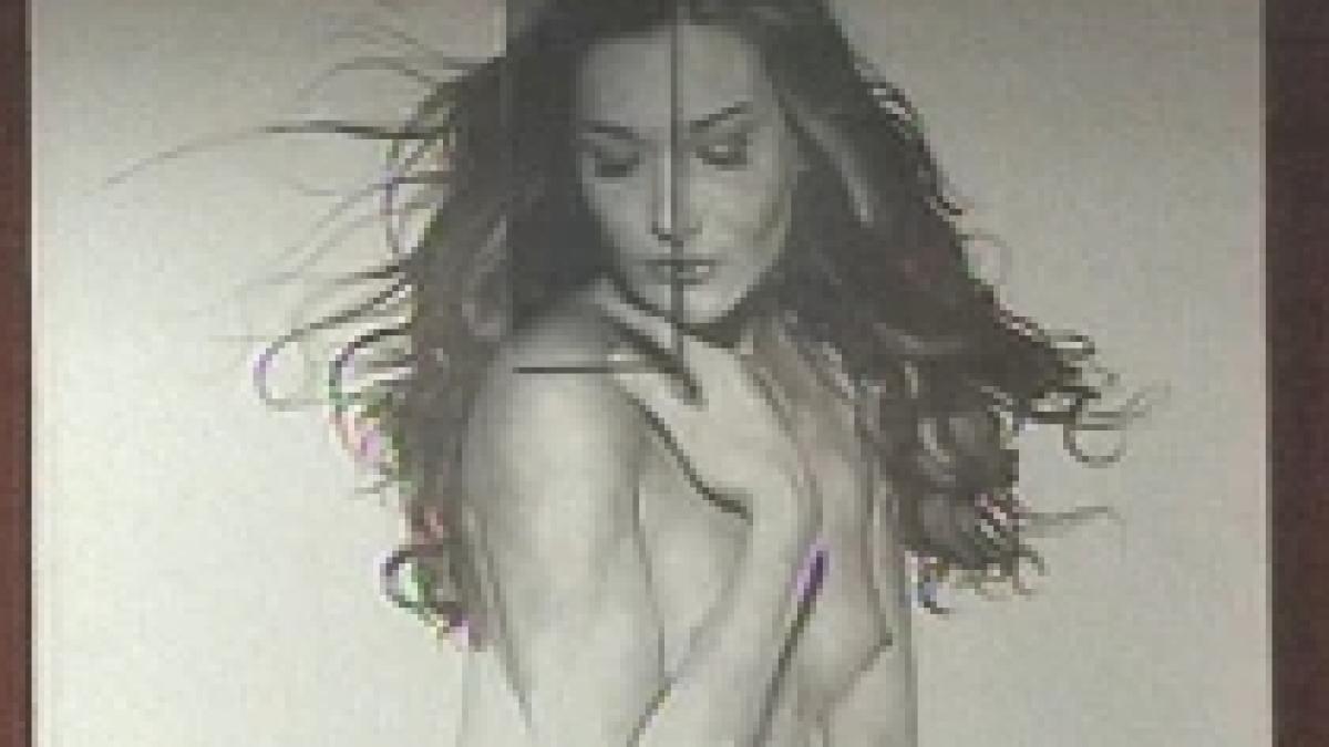 nud al carlei sarkozy scos la licitatie la paris