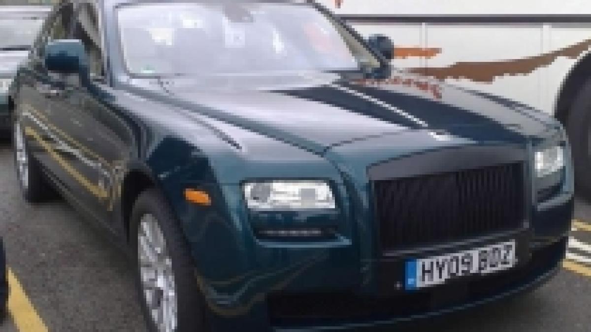 rolls royce ghost 2010 fotografiat in anglia fara camuflaj