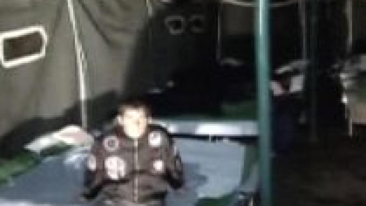 sclavi in olanda 36 de romani incuiati in baraci si obligati sa munceasca pe bani putini video