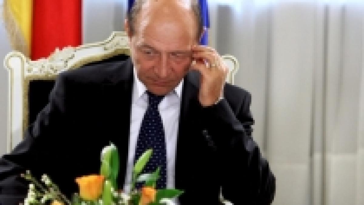ria novosti presedintele basescu vrea sa distruga statalitatea republicii moldova