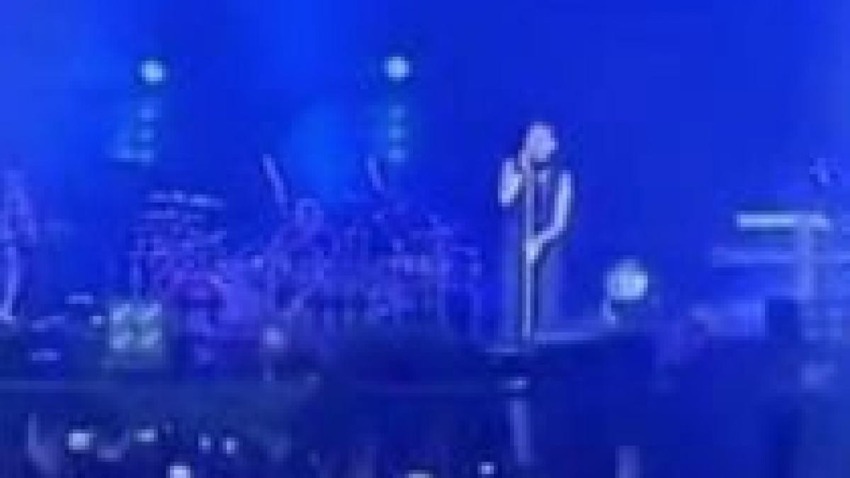 depeche mode si a mai anulat trei concerte in europa fanii romani inca mai spera sa ii vada anul