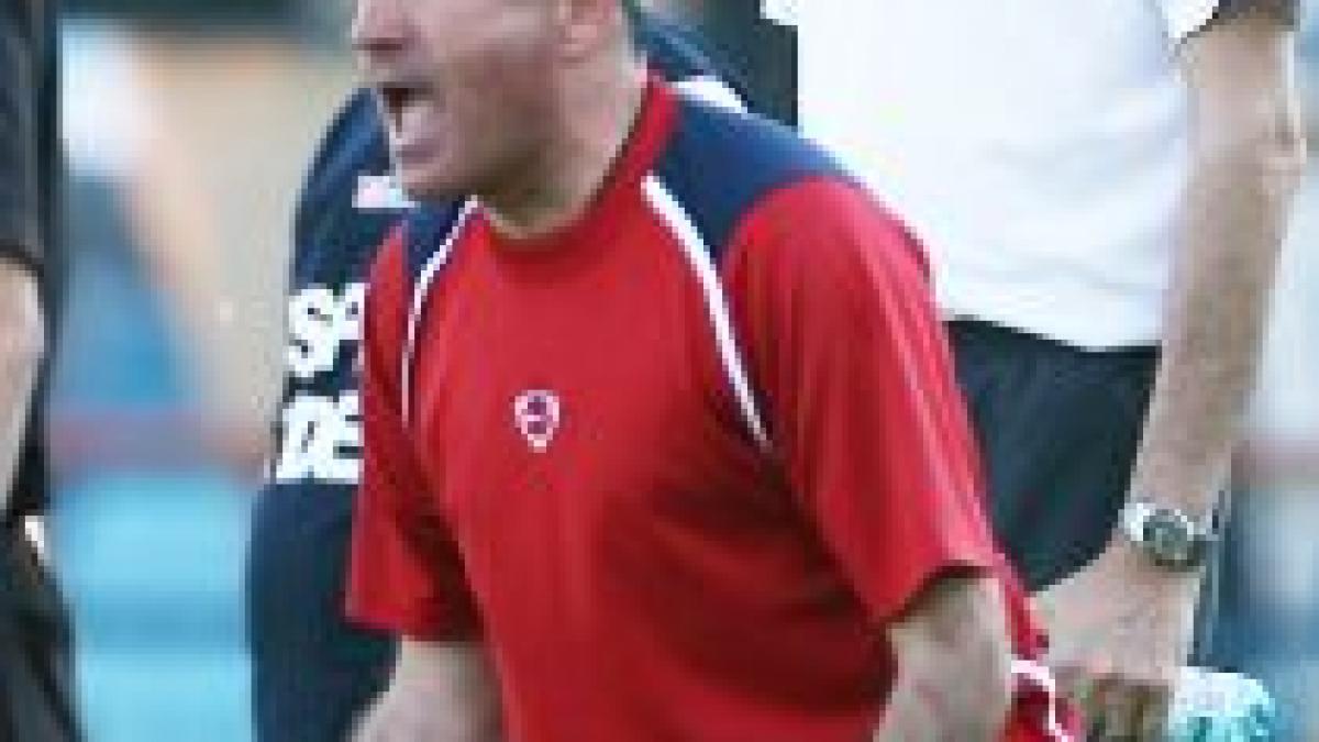 oficialii otelului ameninta o sa incepem sa frecventam cluburile sa vedem cine nu se odihneste la