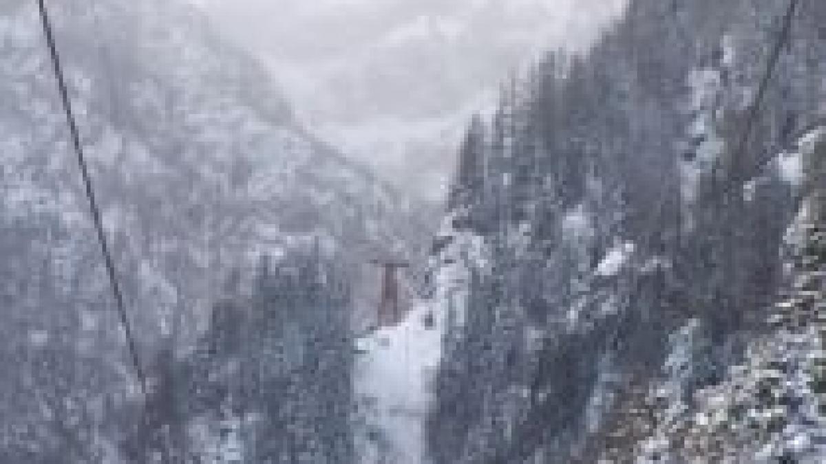 un batran de 74 de ani a murit pe un traseu interzis din muntii bucegi