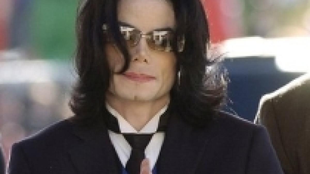 turneul lui michael jackson incert presa sustine ca starul a fost operat de cancer de piele