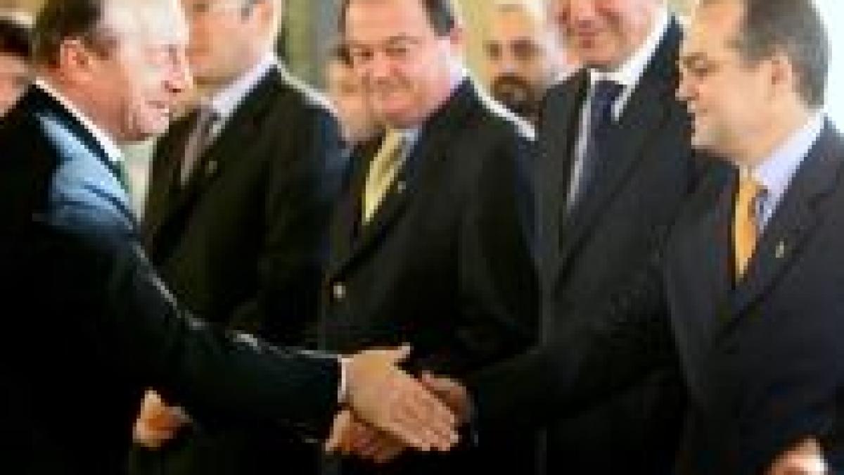 traian basescu si emil boc se intalnesc cu grupurile parlamentare reunite ale pd l