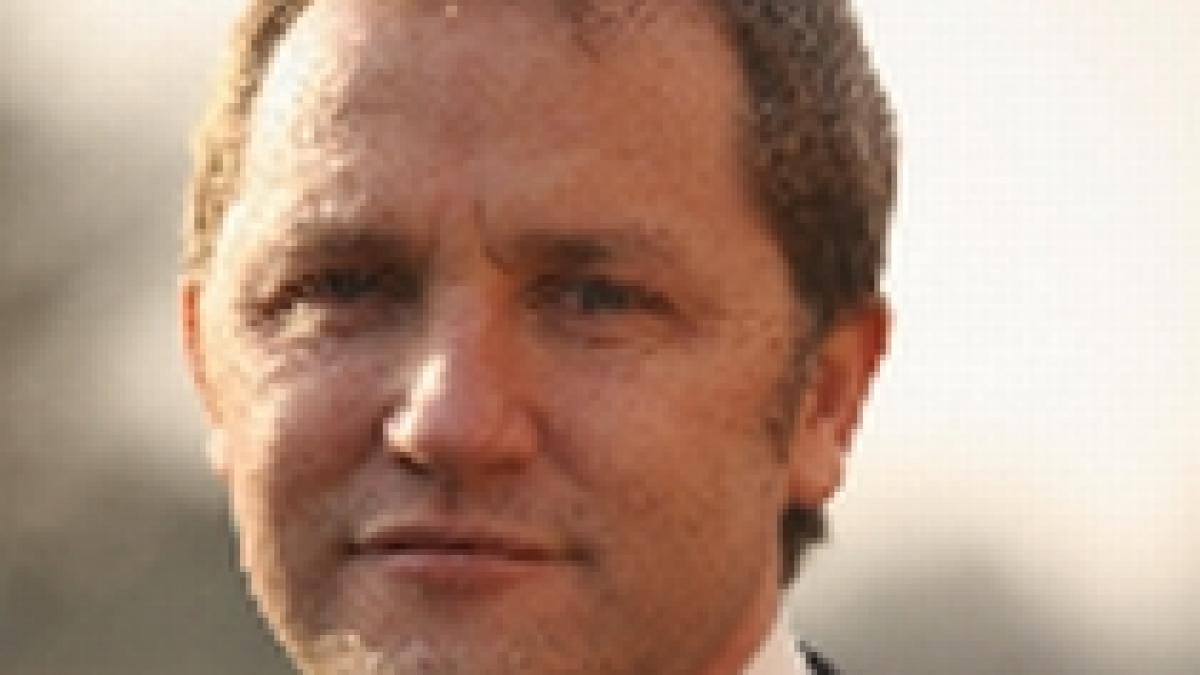 un ministru britanic a cumparat magneti de frigider si carti din fondurile publice