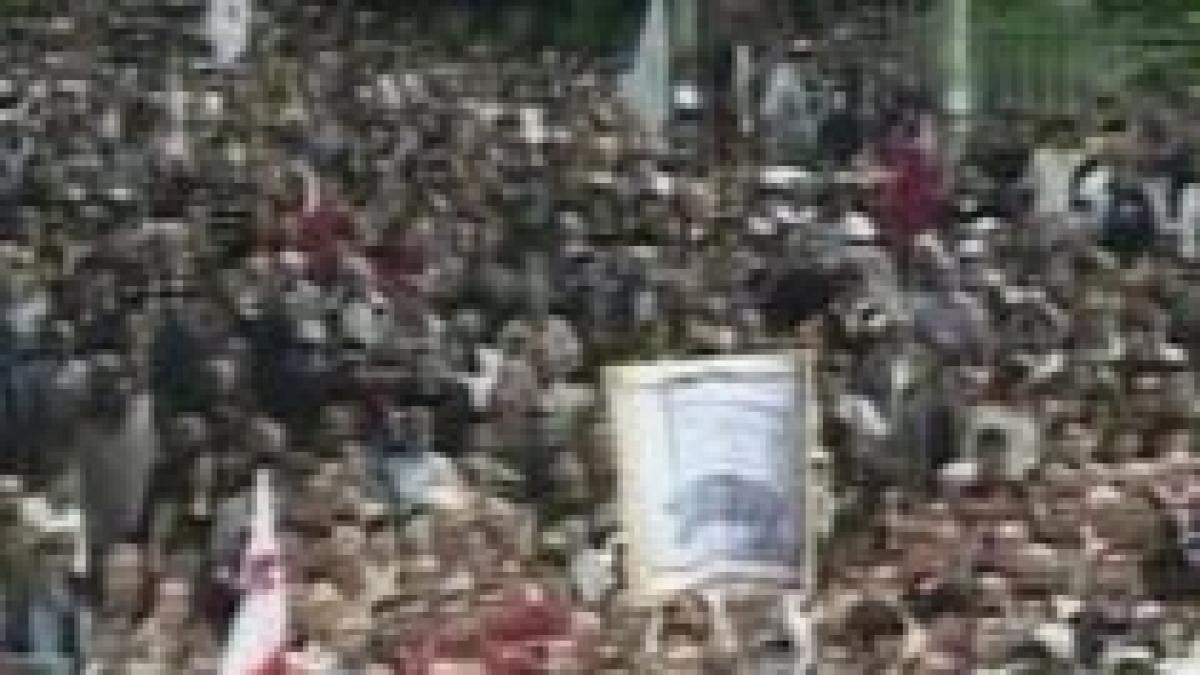 protestele din georgia iau amploare militantii opozitiei au blocat traficul feroviar