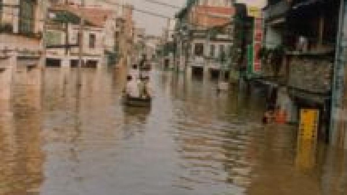 china sute de case si sute de mii de hectare de teren arabil distruse de inundatii