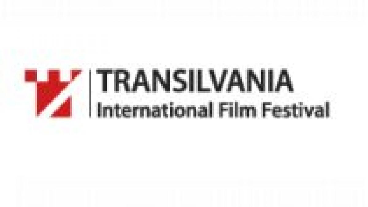 festivalul tiff a debutat cu filmul amintiri din epoca de aur de cristian mungiu