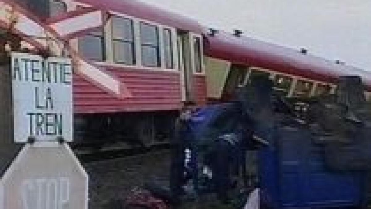 accident pe calea ferata in timis cinci oameni au fost raniti video