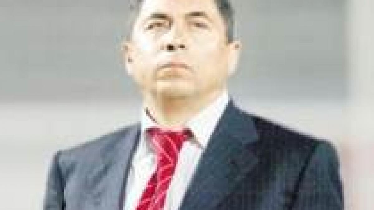 vasile turcu baiatul lui tata l a umilit pe rednic sa si dea demisia toti de la club