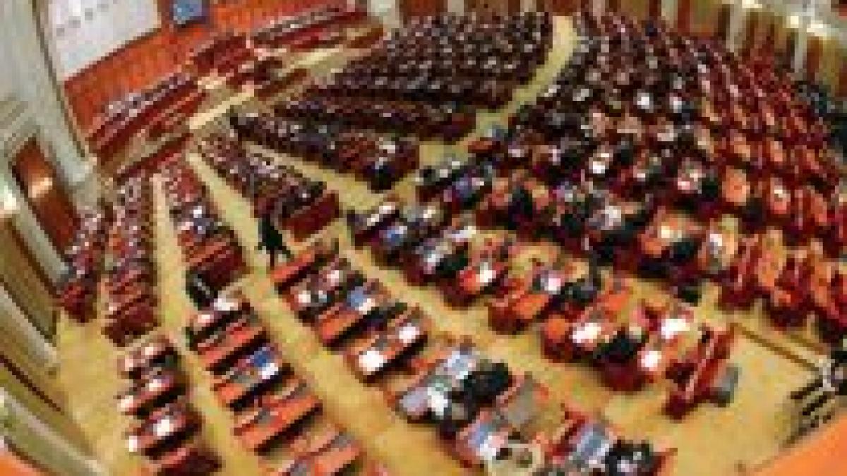 Românii, singurii din Europa care percep Parlamentul ca cea mai coruptă instituţie
